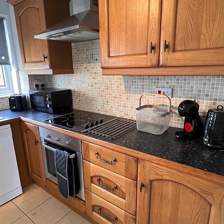 Contractors Or Family House - M1 Nottingham - Ikea Retail Park - Catkin Drive - 2 Bed Home With Driveway, Private Garden, Sleeps 4 - Tv'S In All Rooms Giltbrook Ngoại thất bức ảnh